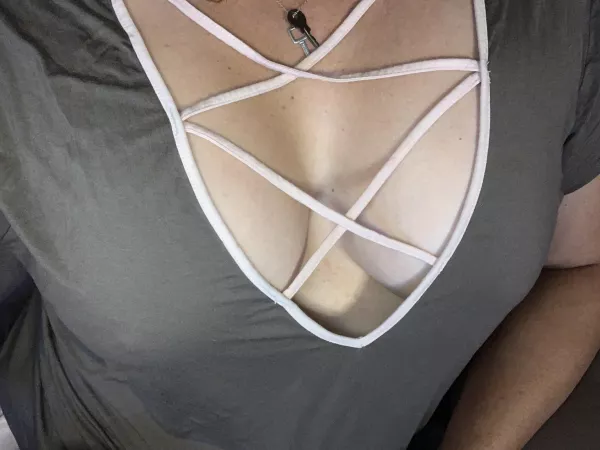 It’s still soft on the floor too!!😈 by bandjdesire