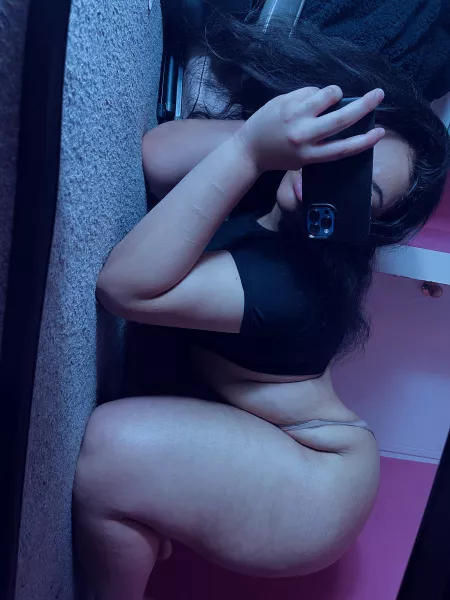 It’s the arch for me 😍 by Almightytee