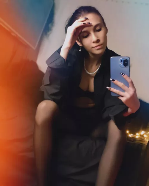 It's time for a day of lovers and the mentally ill! I can both give you love and 👩‍⚕️ help ❤️‍🩹 🌹Valentine's Day discounts❤️ -40% for subscriptions 🎉 New and Expired subscribers 😘 The promotion will run until 15 February  by marrireyrey