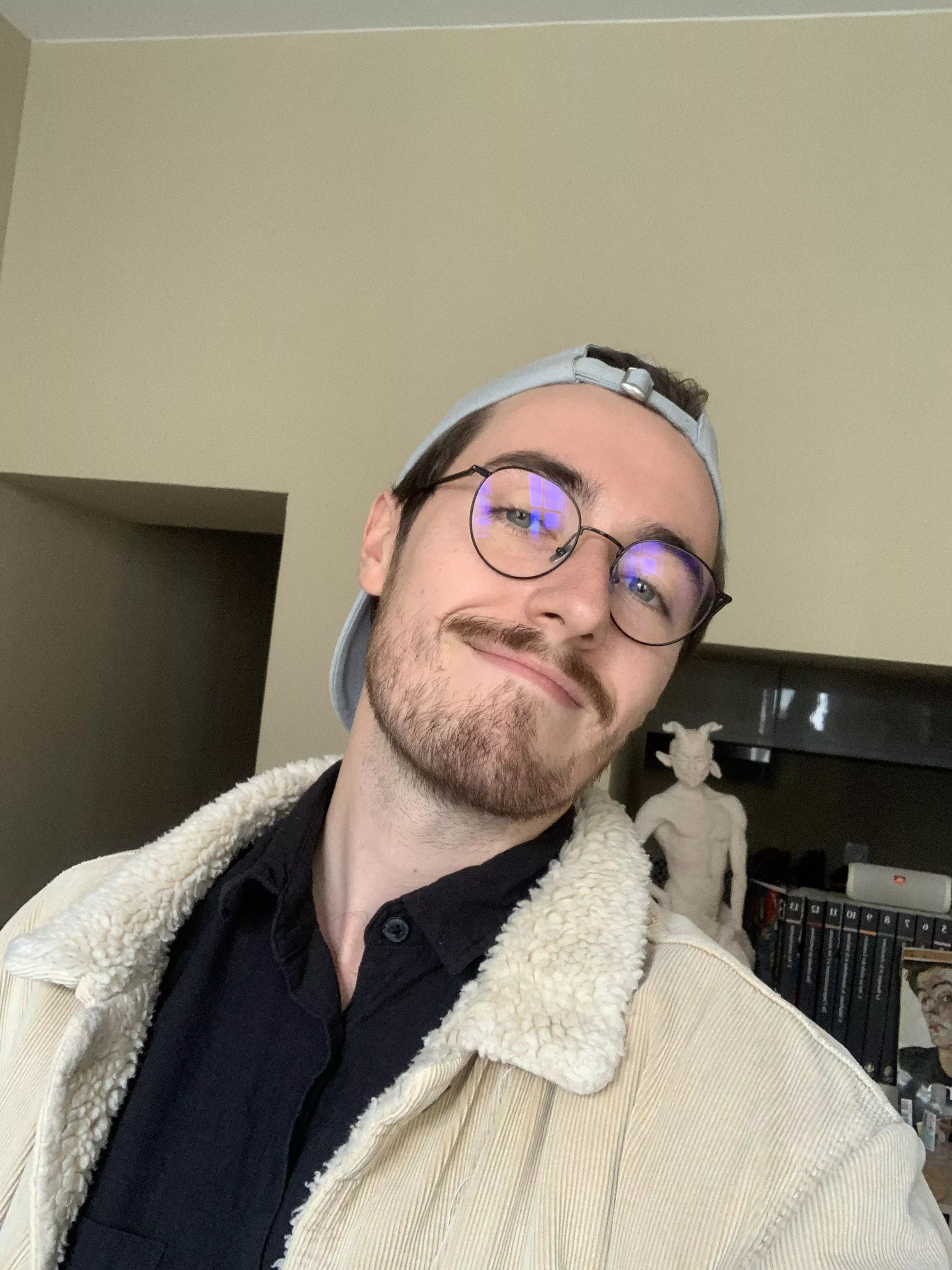 It’s too cold here in France… Damn I miss summer posted by PoIIyPocket