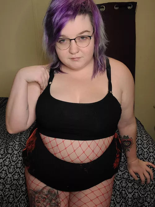 It's very hard to love my bare face, I'm trying to be more confident in it so please be nice to me haha. by lickitten