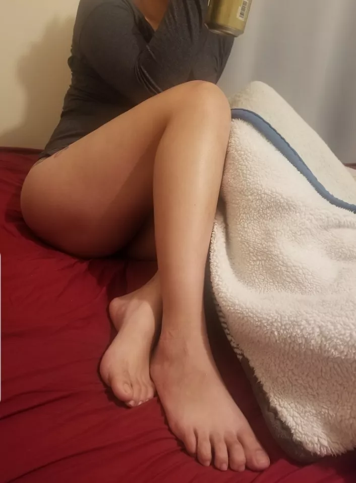 Its warm here😳 posted by vamplover31