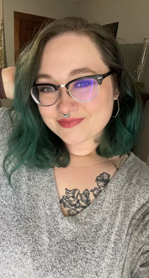 It’s way too cold outside 🥶 by thundernthesethighs