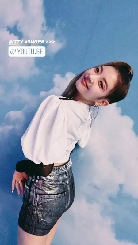 ITZY - Lia by 0wlrayt