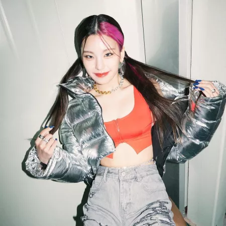 ITZY - Yeji by regoptical1