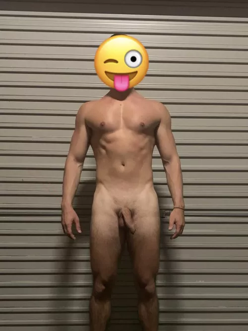 I’ve always wanted to get caught naked outside 😅 by ll20ll3