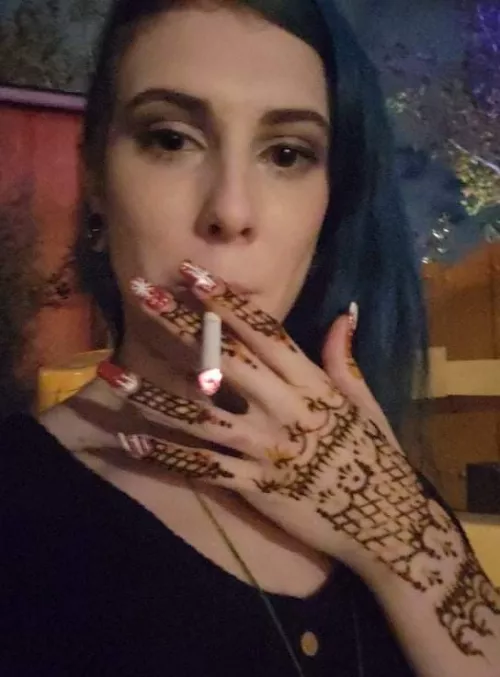 I've been dying for a cigarette all day! 😭 At Universal with the family and it's hard to sneak a smoke 🚬 by Kinkylittlehippy