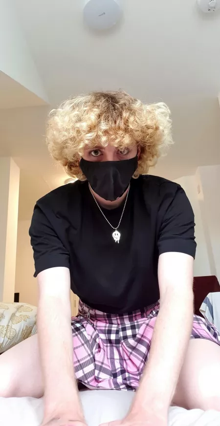 I've been let down all day by people plz be nice 🥺 by spinny-skirt