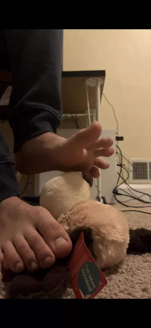 I’ve been testing out giving this new aromatherapy technique. You wanna be my first patient? by MyrosFeet