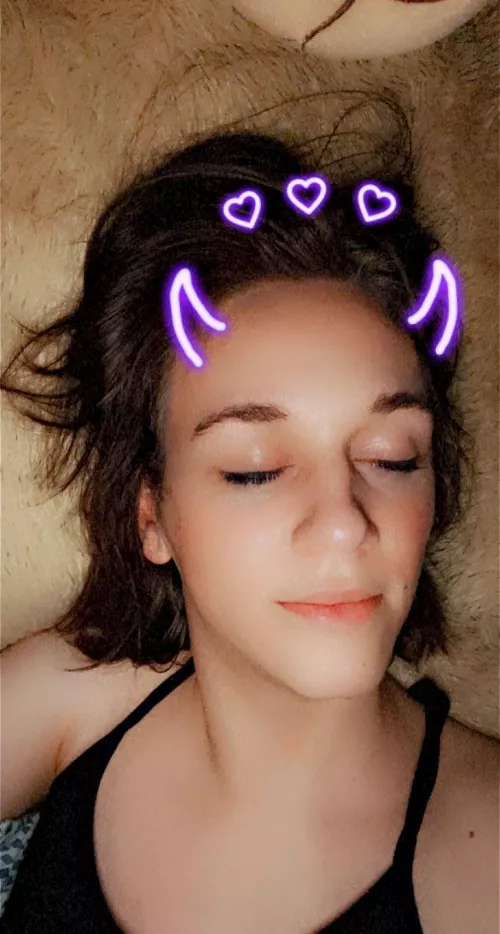 Ive been very sleepy lately. Therefor good night! And “sweet dreams in sea minor” by FemboyPhil