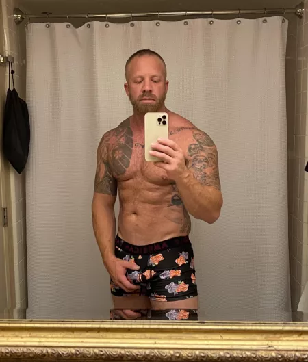 I’ve got a handful of reasons we should stay home from work today. by Mr_Supahumann