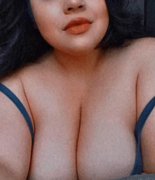 I’ve got a lot to offer I guess. 😌 by natalia_xxx