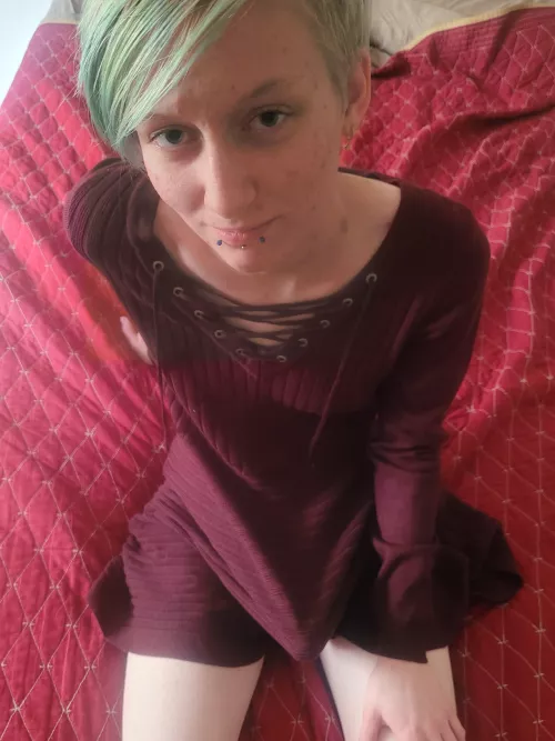 💜💜 Ive got a present for you under my dress 💜💜 by FtM_Erin17