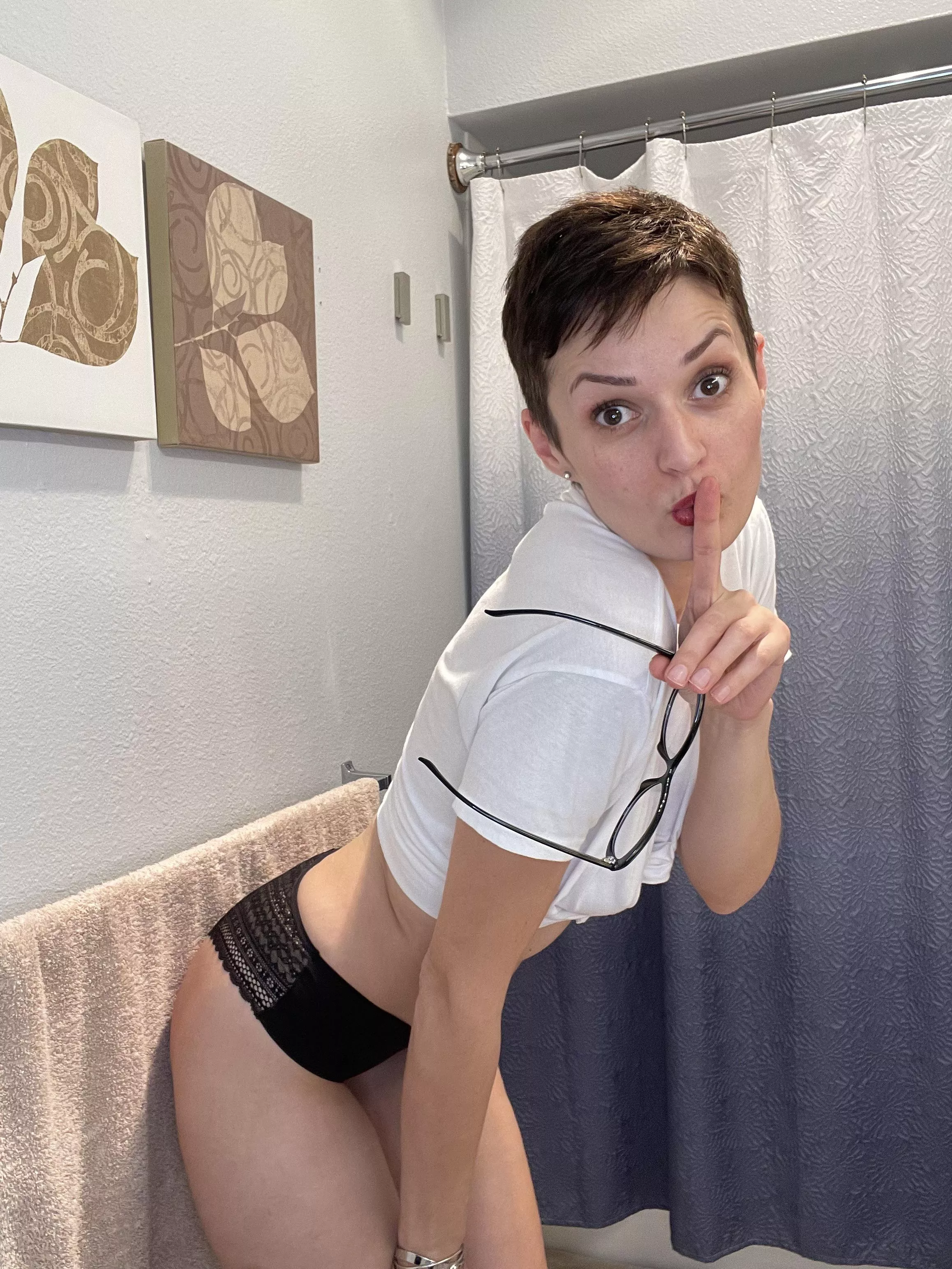 I’ve got a secret. Can’t live without 🍟 French fries!!! [F38] posted by masha_nova