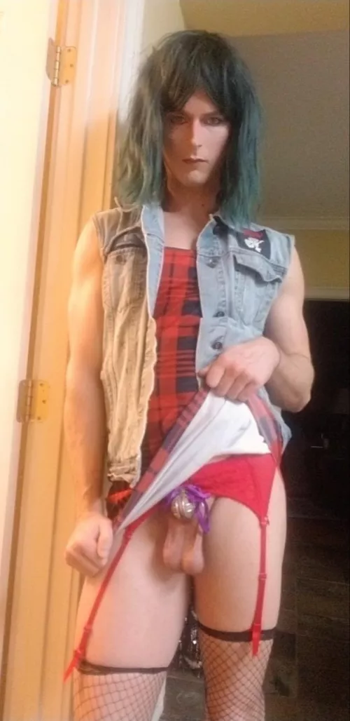 I've got a whole lot of sass for a locked up sissy slut 😈 by jocelynnchastity