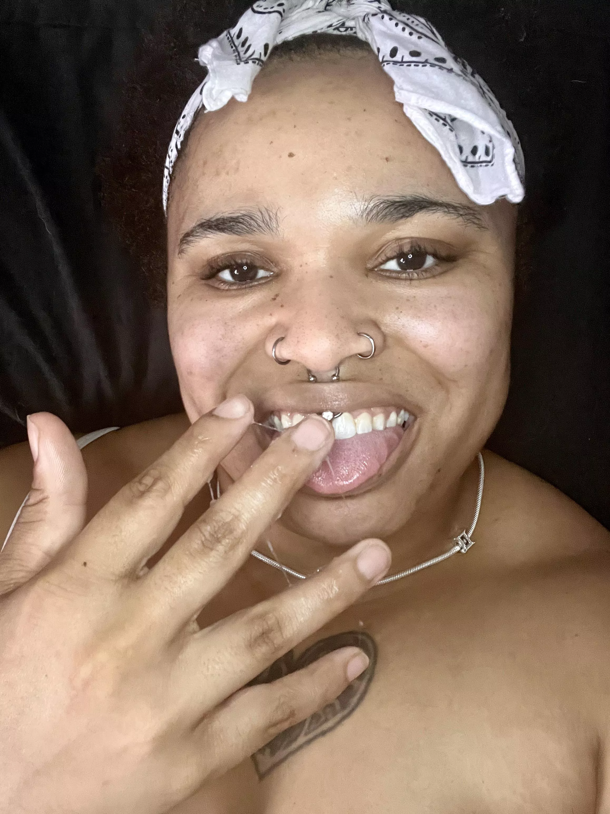 I’ve got sticky fingers but I’m not a thief posted by awholemessadessa