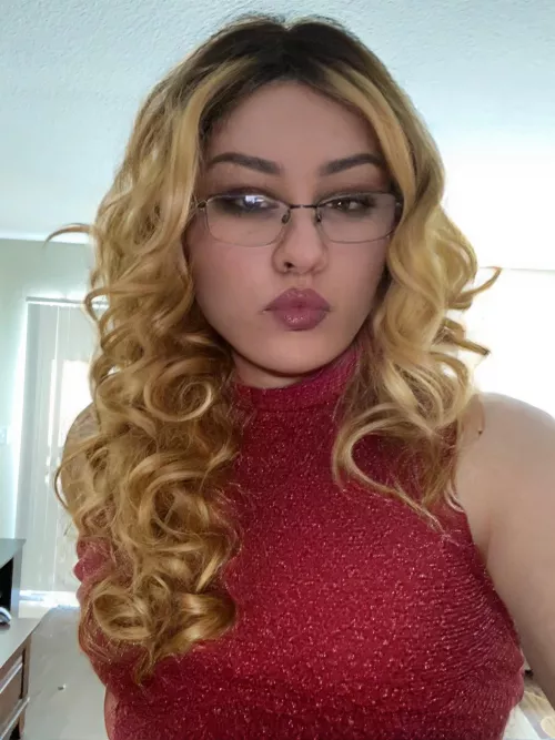 I’ve never experienced a facial but would love to try …would you give me one ? by Cdkristina