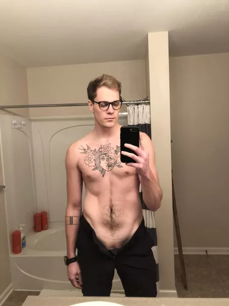 I’ve never had abs but I’ve always had a v by Deep-Ride