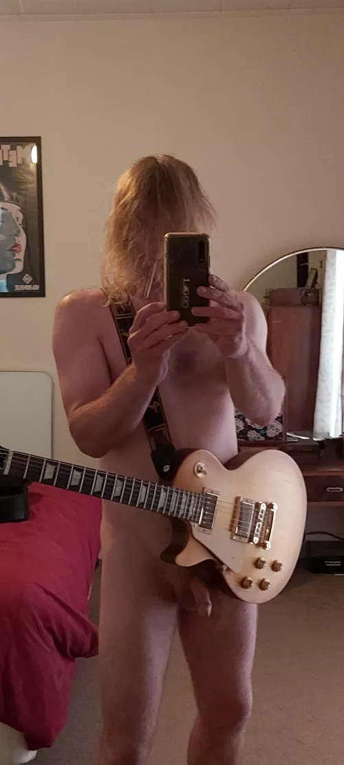 I've rolled,who's ready to get high and rock out with [me] by xxxotic666