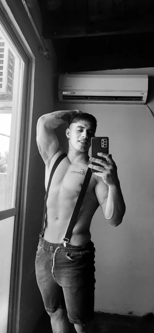 I’ve seemed to have lost my shirt, can I borrow yours? by throwawayblahh2