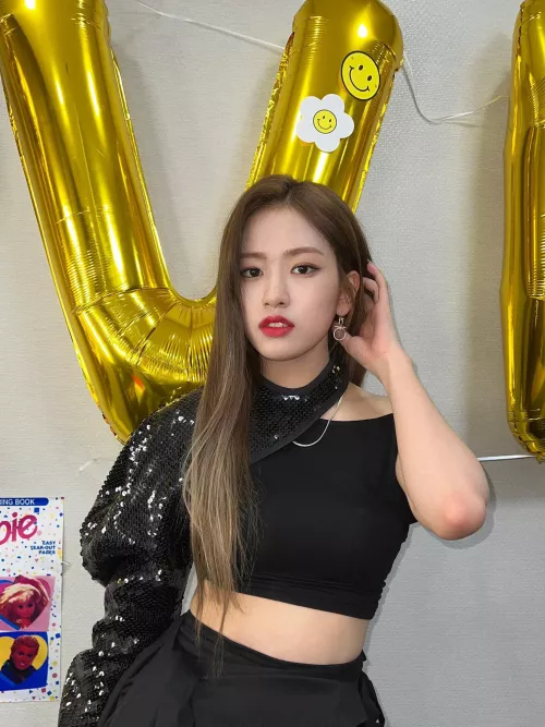 IVE - Yujin by Minjuuuisbae