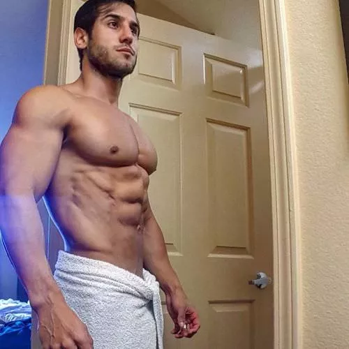 Ivo Toledo (@IvoToledo) posted by PecsReddit