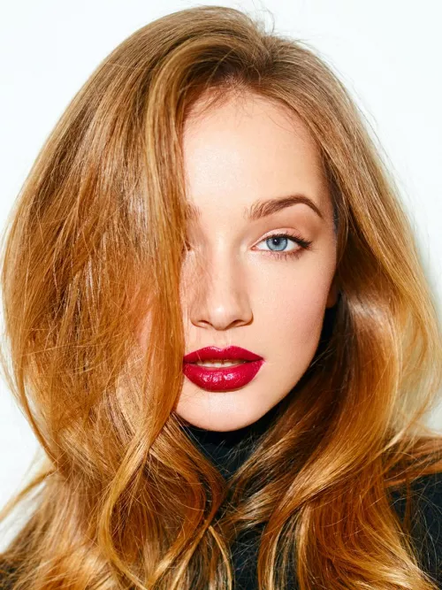 Iyrine Nevmyvanaya by CASHMERE1977