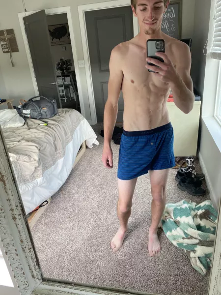 J chillin in some Hanes 😜 don’t mind the messy room by izzyb38