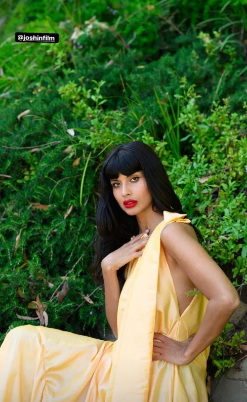 Jameela Jamil by vakaviti