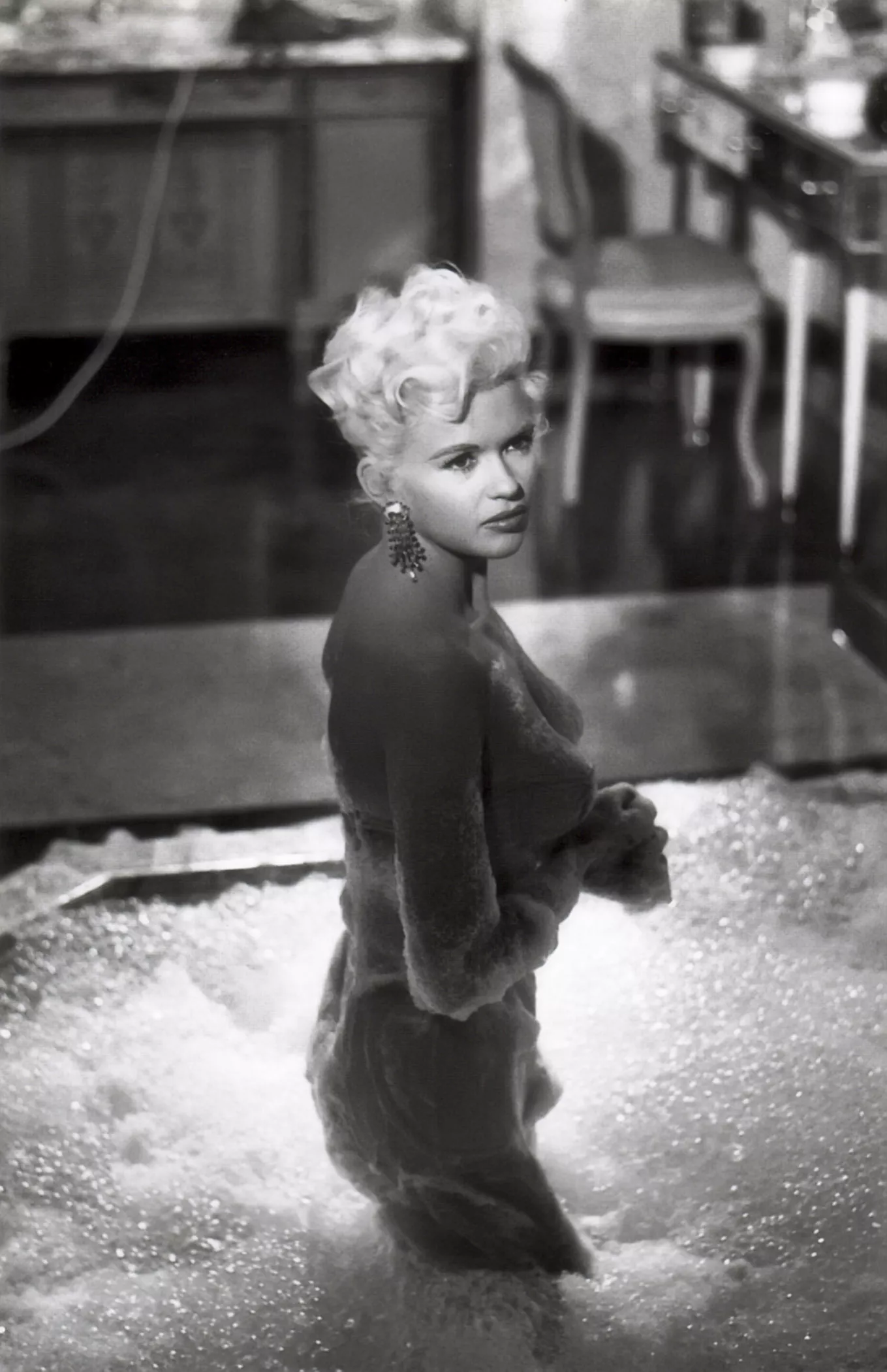 Jayne Mansfield posted by notchrisdk