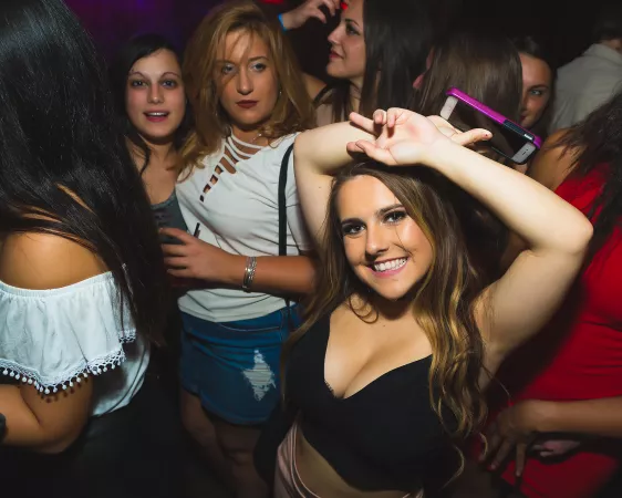 Jealousy rears its ugly head... by mikemerano