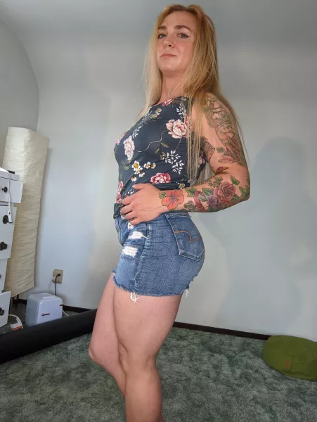 Jean shorts are the way by izzyisfit