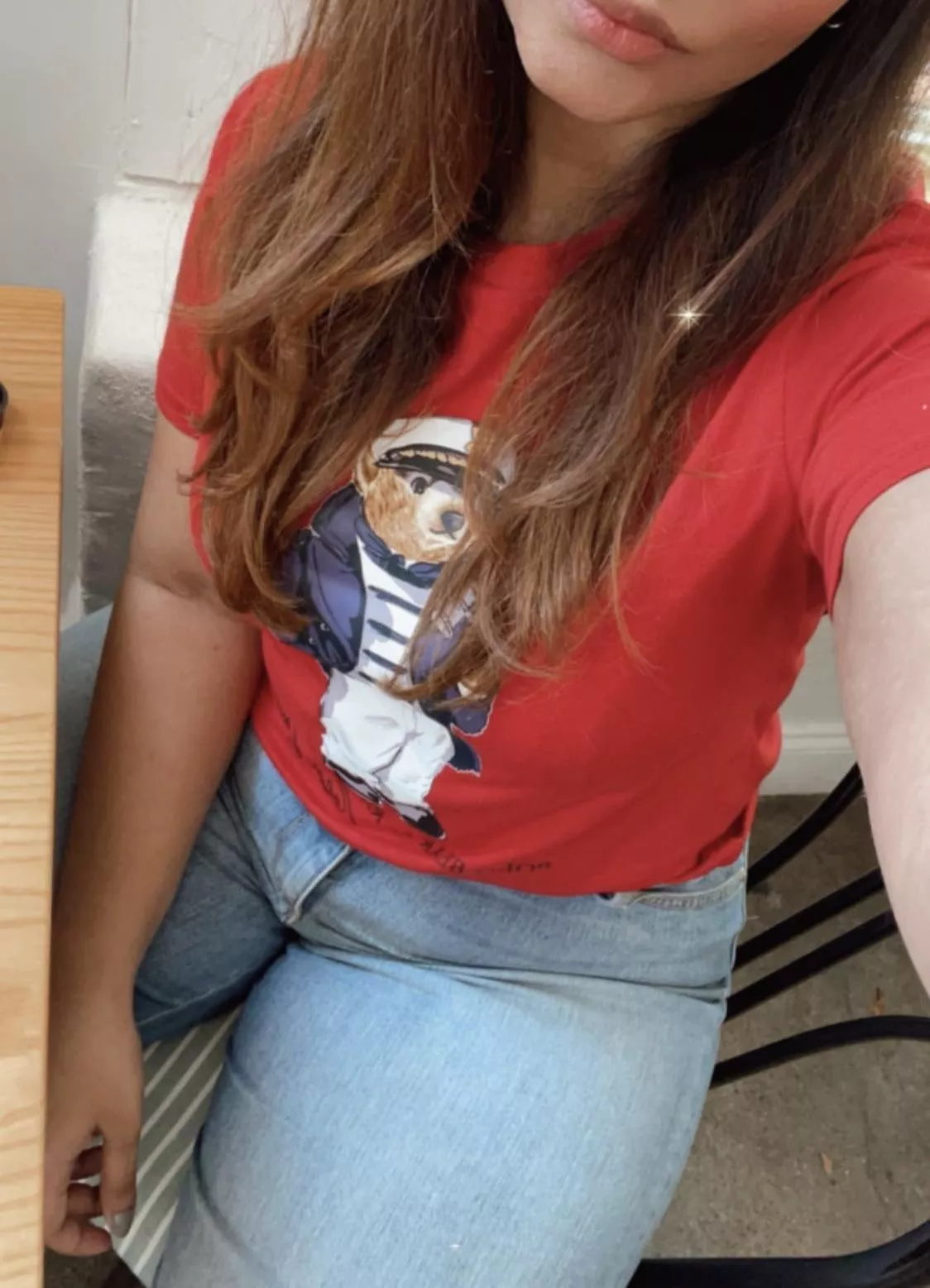 Jeans kinda day👅 posted by hubbyshowingoffwife