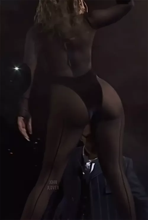 Jennifer Lopez by BigBootyCelebs