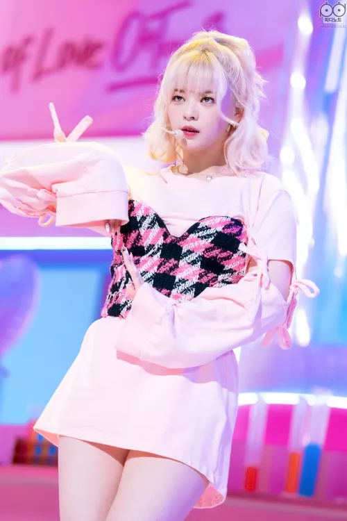 Jeongyeon - TWICE by KingSettle