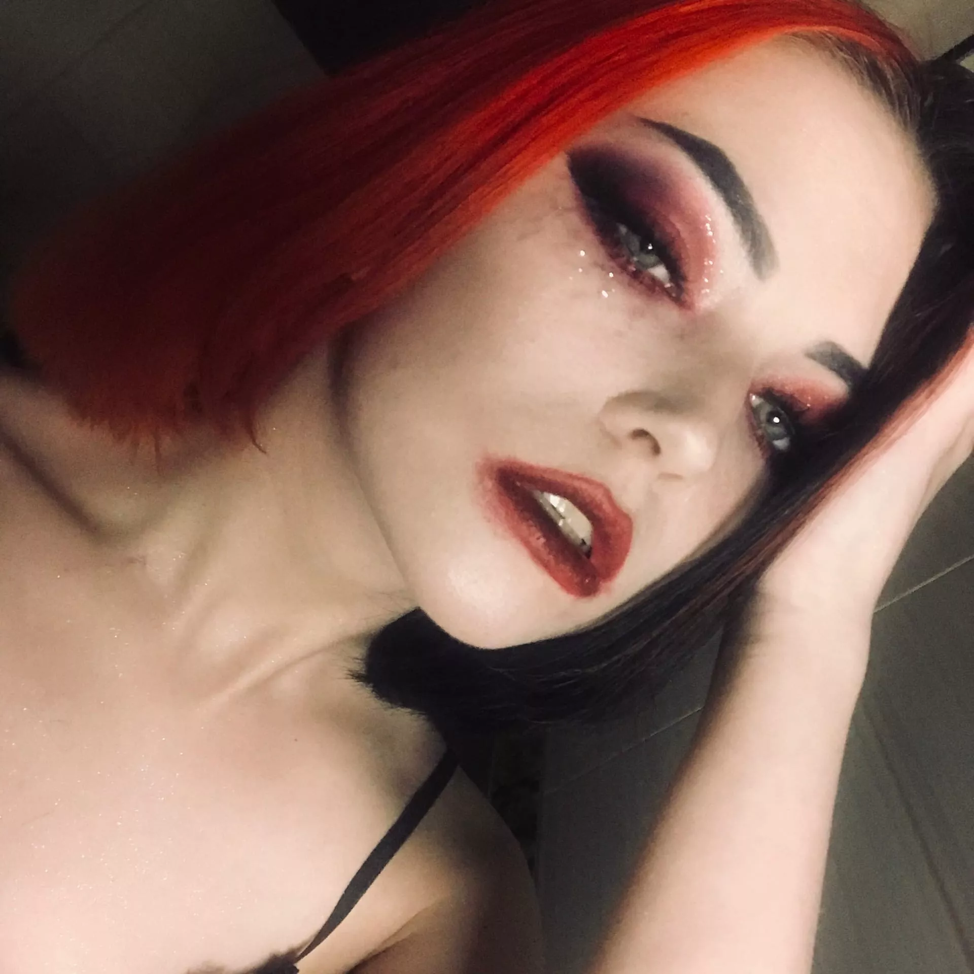 Jerk off to me 🙏❤ posted by splithairgirl