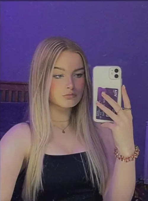 Jerk or cumtrib her no nudes by Raw_nonsense