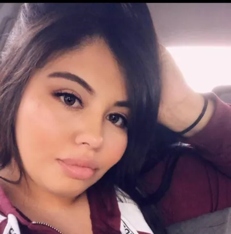 Jerking hard to cousin. Wanna see her covered in cum by skirtlover123