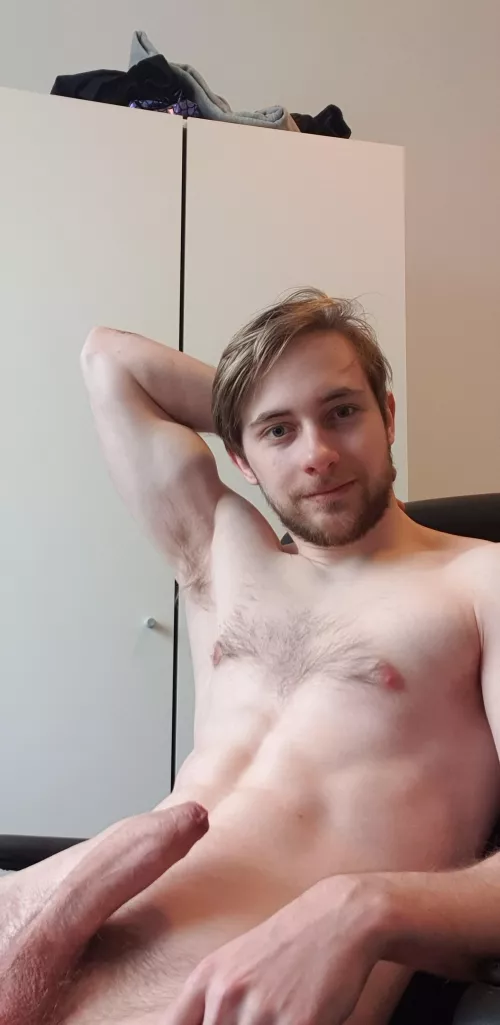 Jerking it after a week of holiday feels so good by DirtyDutchman96