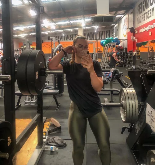 Jessica (jessica_bigbum) by lhwchamp