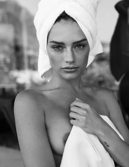 Jessica Lee Buchanan by 717