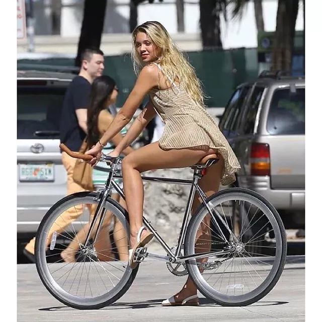 Jessie Andrews posted by [deleted]