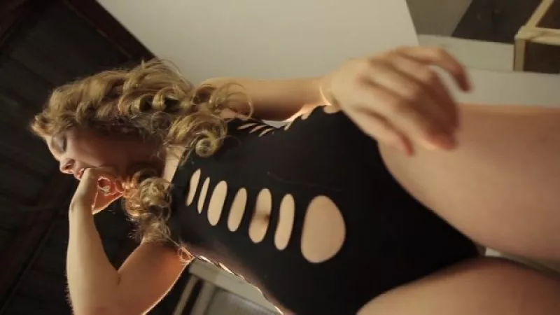 Jessie puts her hand in her mouth by SpunkySpunkyAssGuy