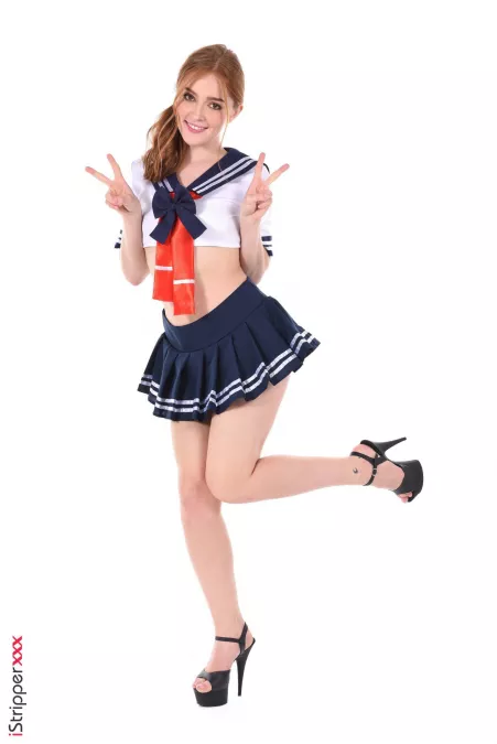 Jia Lissa - Schoolgirl by [deleted]
