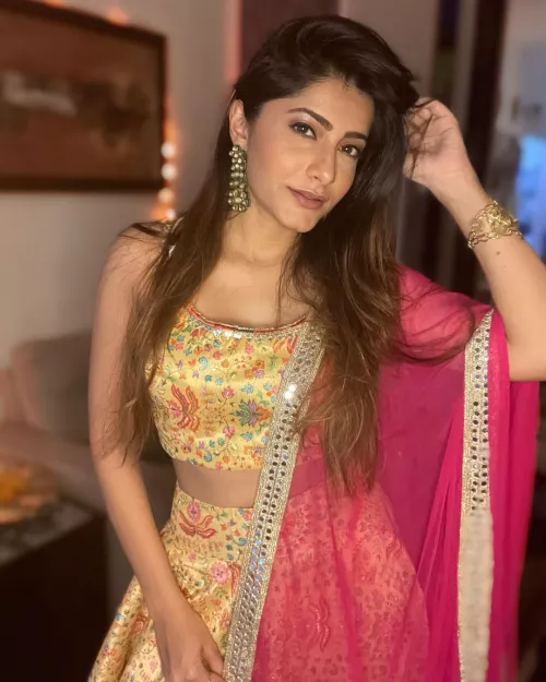 Jia Mustafa by GL4389