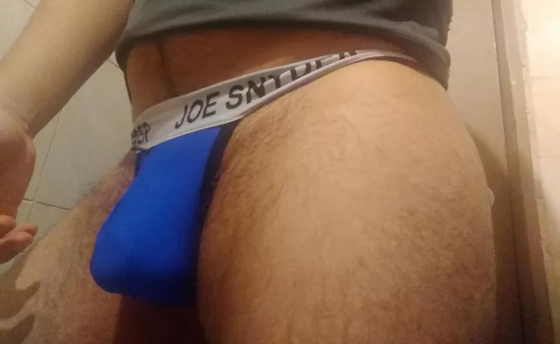 Joe Snyder makes the best thongs by harveyquinnz