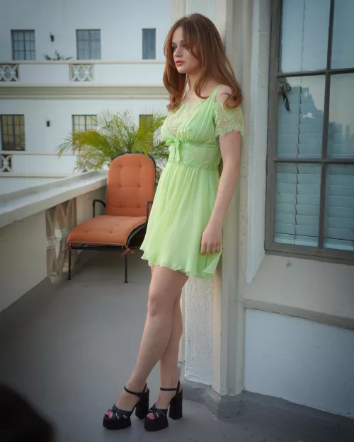 Joey King looking hotter than ever by 76throw