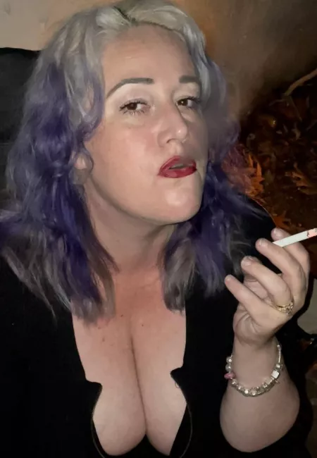 Join me for a smoke ? by ready2xplore