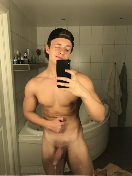 Join me for my shower 😈 by Luk1ee