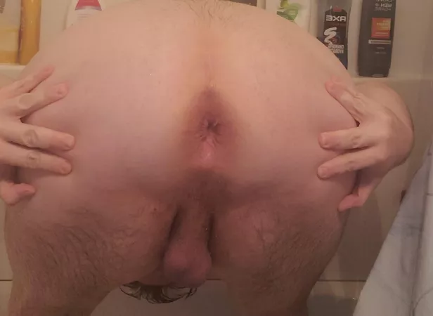 Join me in the shower 🚿😏 by Largedicktester